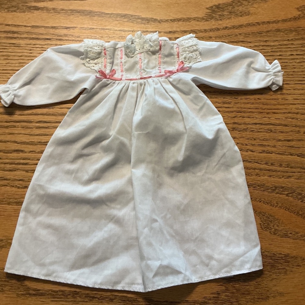 American girl Pleasant Company Samantha Doll Vintage Nightgown